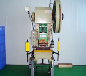 Metal stamping machine
